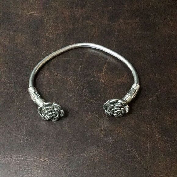  Vintage budding, flower bracelet, not Marked-but tested for sterling - Picture 2 of 3